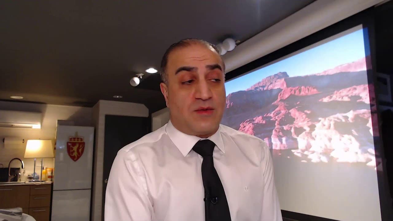 لایو با آرش -بازی کوتاه و بازی بلند: چگونه ترامپ ابزارهای باجگیری جمهوری اسلامی را یکی یکی حذف میکند